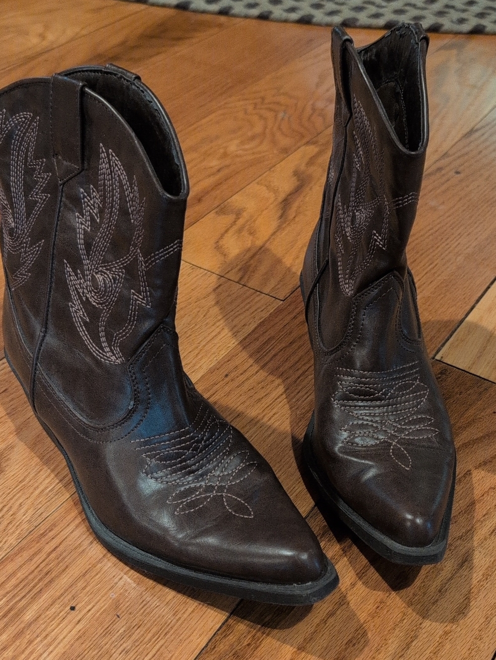 Woman's Brown Western Cowboy Boots